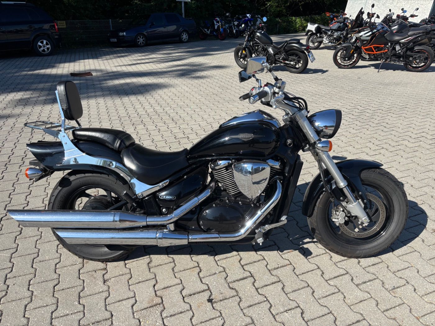 Fahrzeugabbildung Suzuki VZ 800 Intruder wenig KM