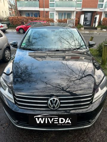 Volkswagen Passat Comfortline BlueMotion~Navi~PDC~SHZ~