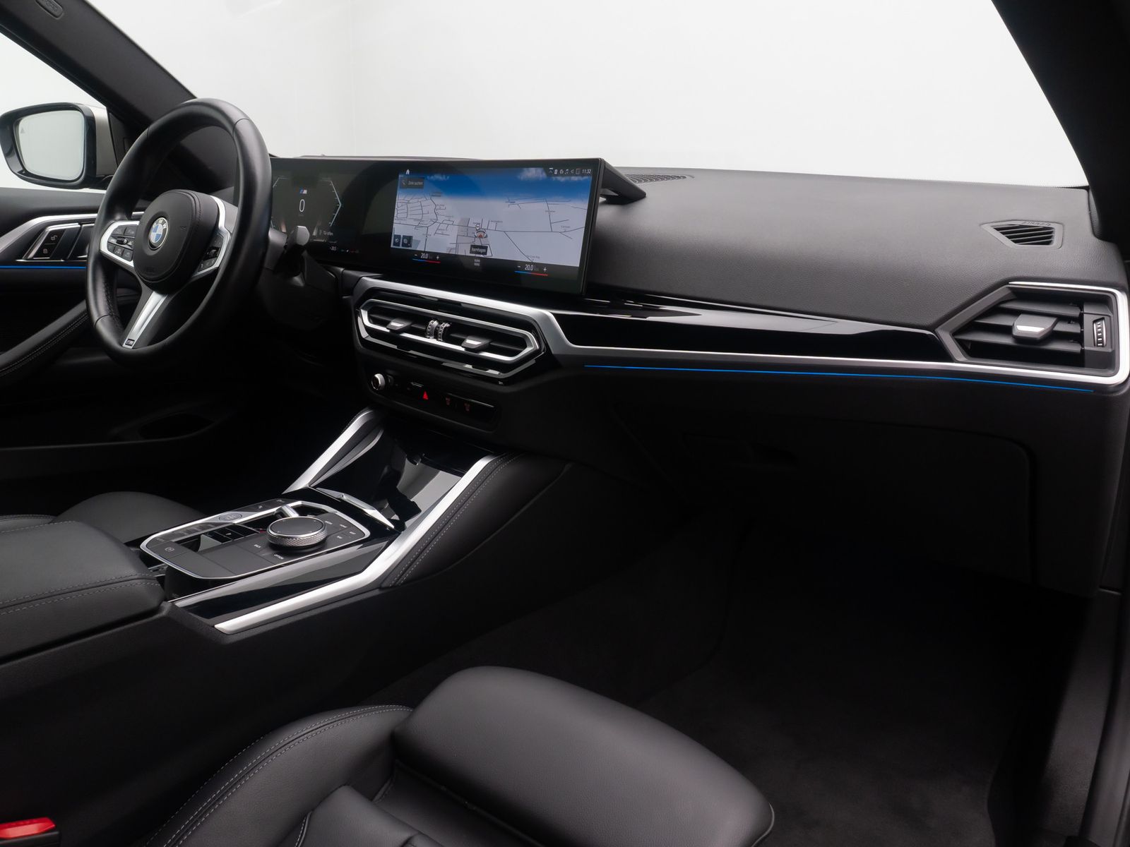 Fahrzeugabbildung BMW M440i xD Coup&eacute; Laser HUD Kamera DAB HiFi Komfort