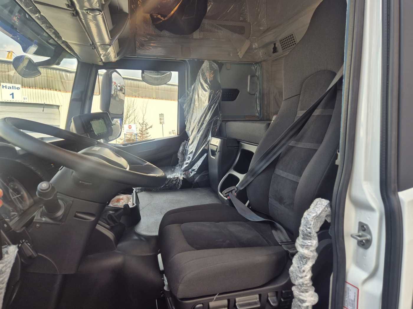 Fahrzeugabbildung Iveco S Way AT190S40/P LBW Tür AHK Navi Bett