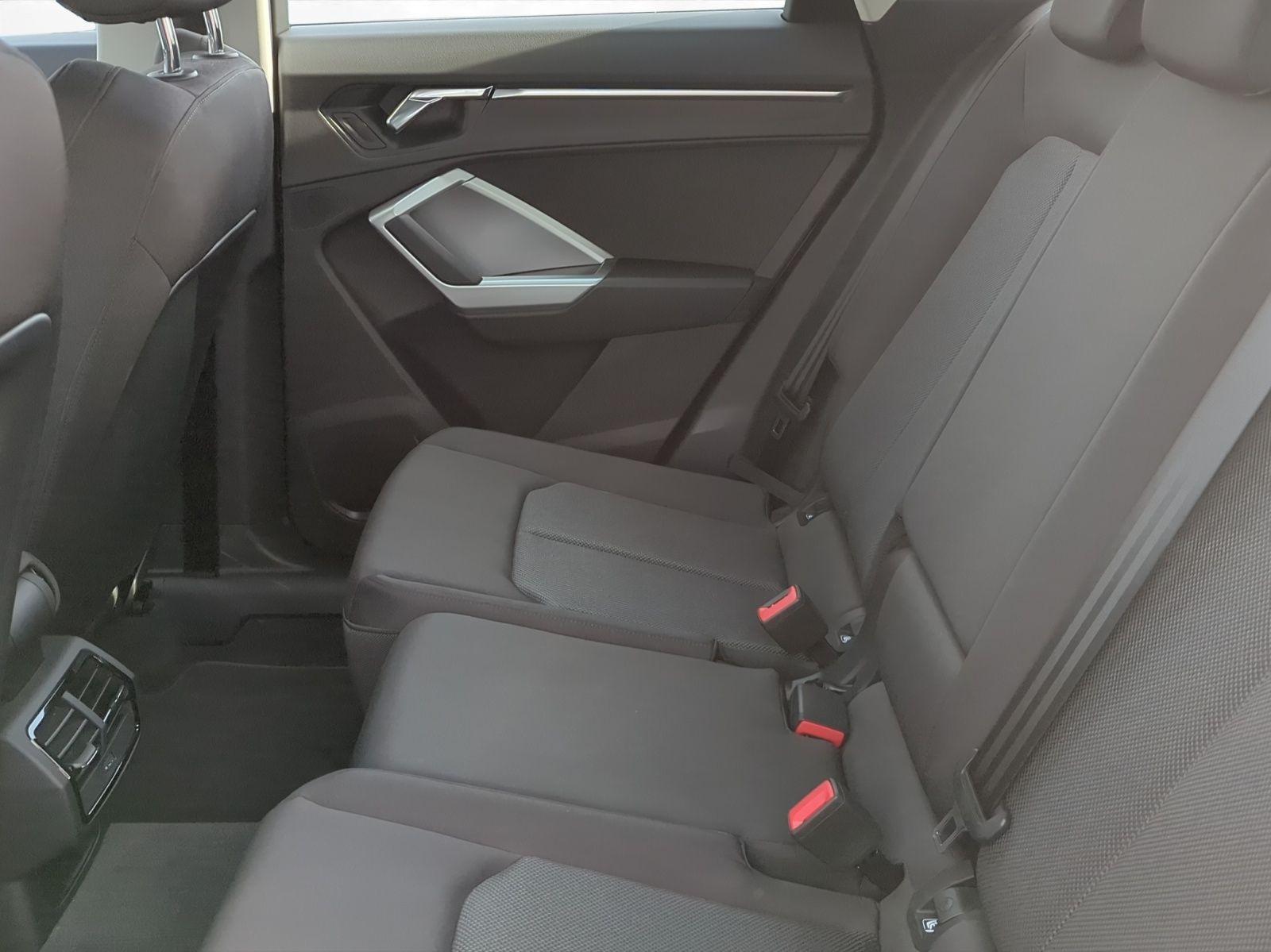 Audi Q3 35 TFSI 1.5 advanced LED Sihz