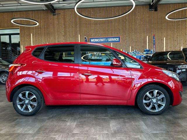 Hyundai ix20*TÜVSERVICE:NEU*SitzLenkradHZ*NAV*TEMPO*PD