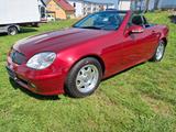 Mercedes-Benz SLK 200 Kompressor - Mercedes-Benz SLK 200: Rot