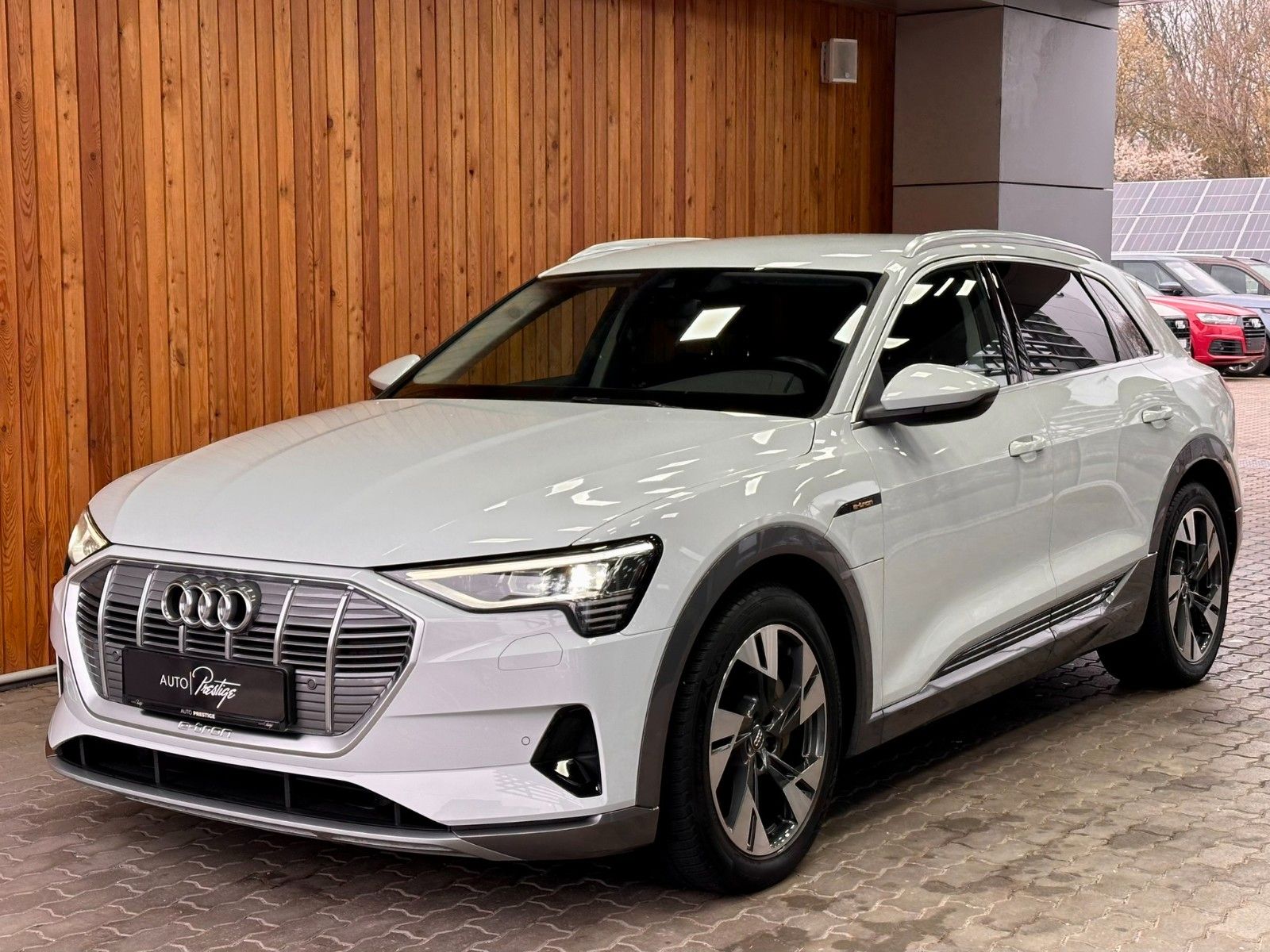 Audi e-tron 55 quattro advanced