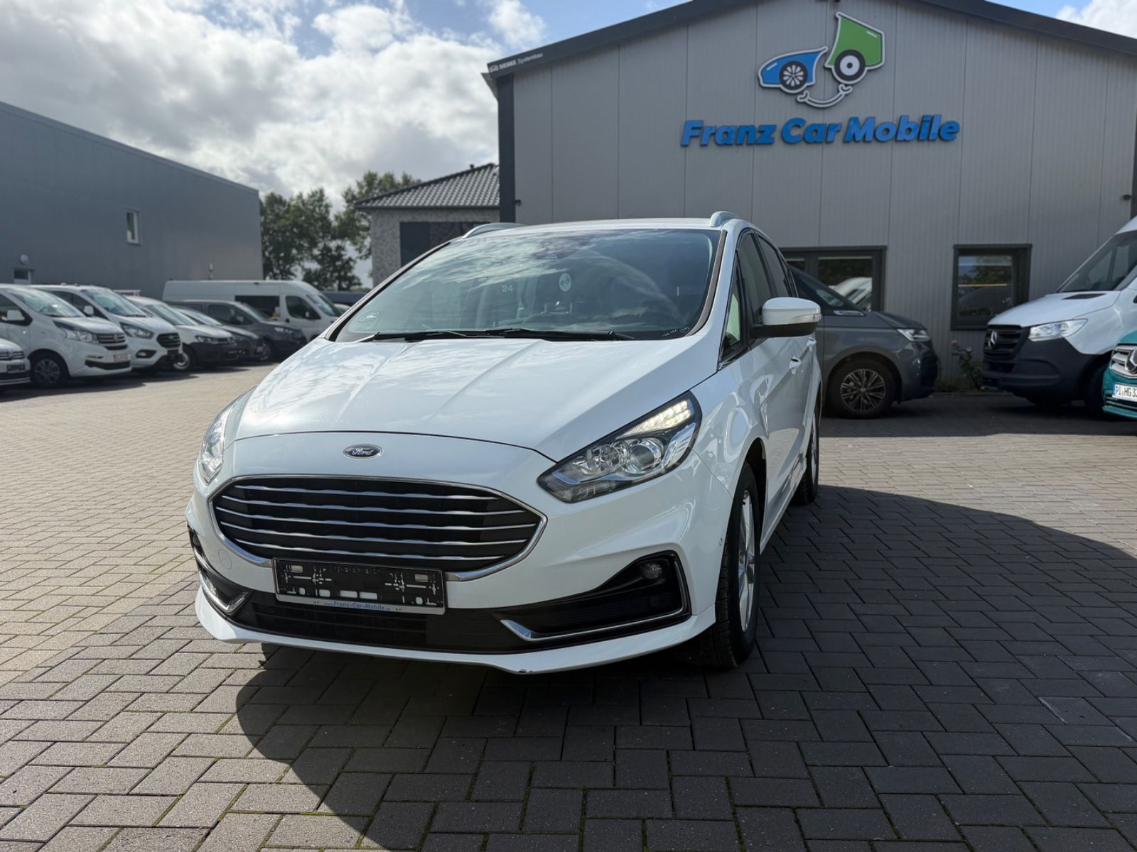 Ford S-Max Hybrid Titanium/Kamera/Standheizung/Spur