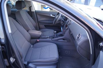 Audi A3 Sportback TDI Attraction NAVI-KLIMA-TEMPOMAT-