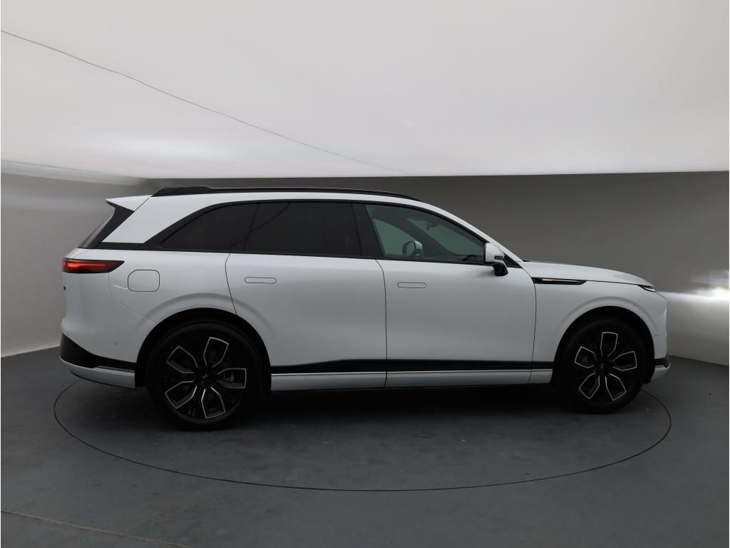 XPENG G9