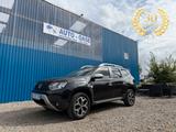Dacia Duster II Prestige*360 grad Kamera*AHK*Sitzhzng* - Dacia Duster mit Benzin-Antrieb: Limousine