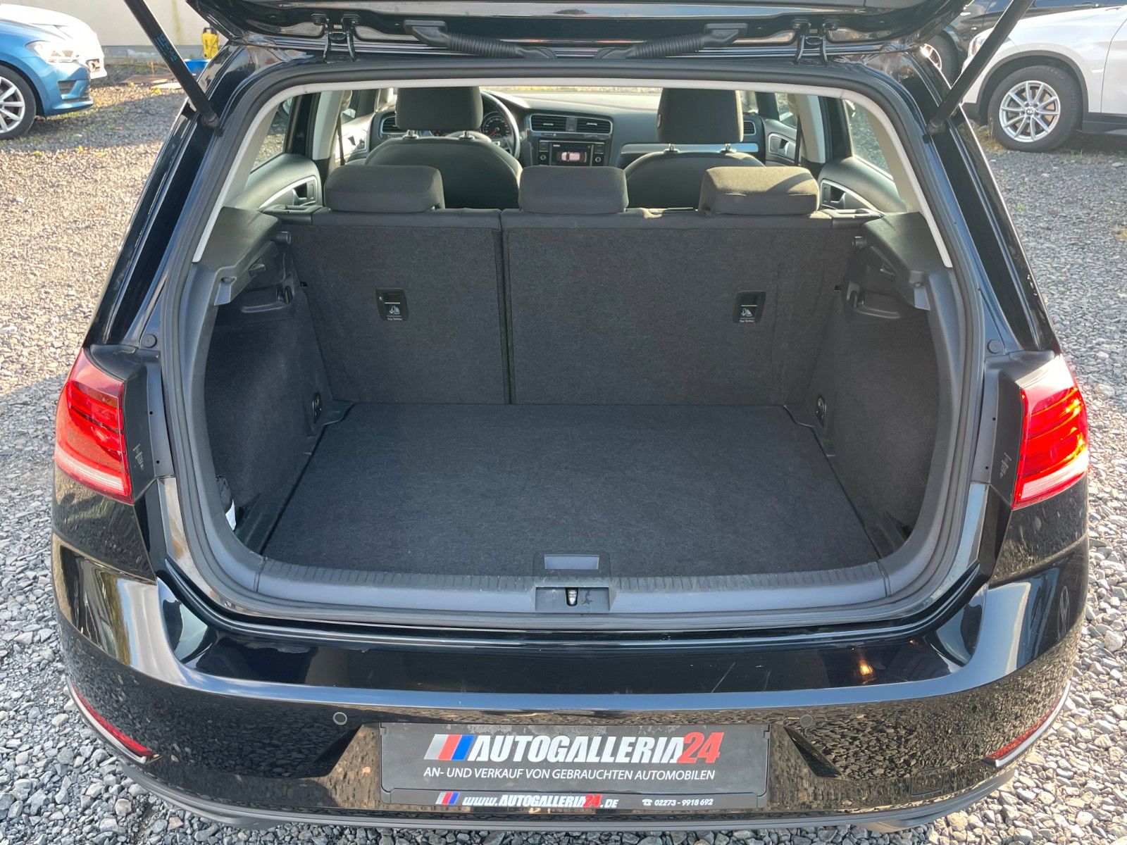 Fahrzeugabbildung Volkswagen Golf VII 1.0 TSI Lim. Trendline Klima 1.HAND SHZ