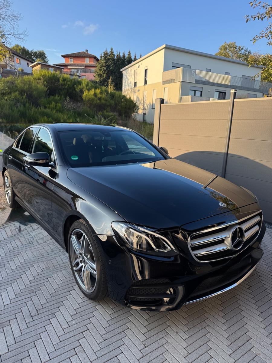 Mercedes-Benz E 300