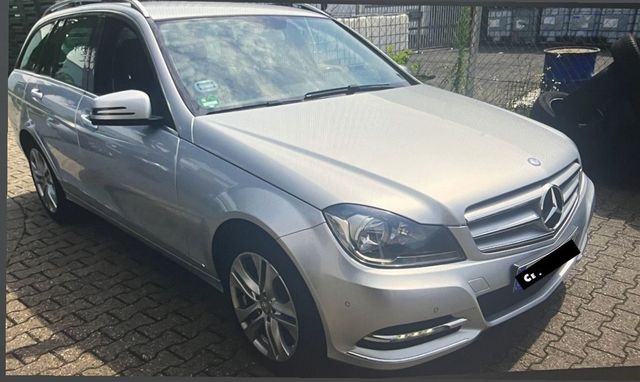 Mercedes-Benz  Mercedes C200 CDI  Blue Efficiency 126tk...