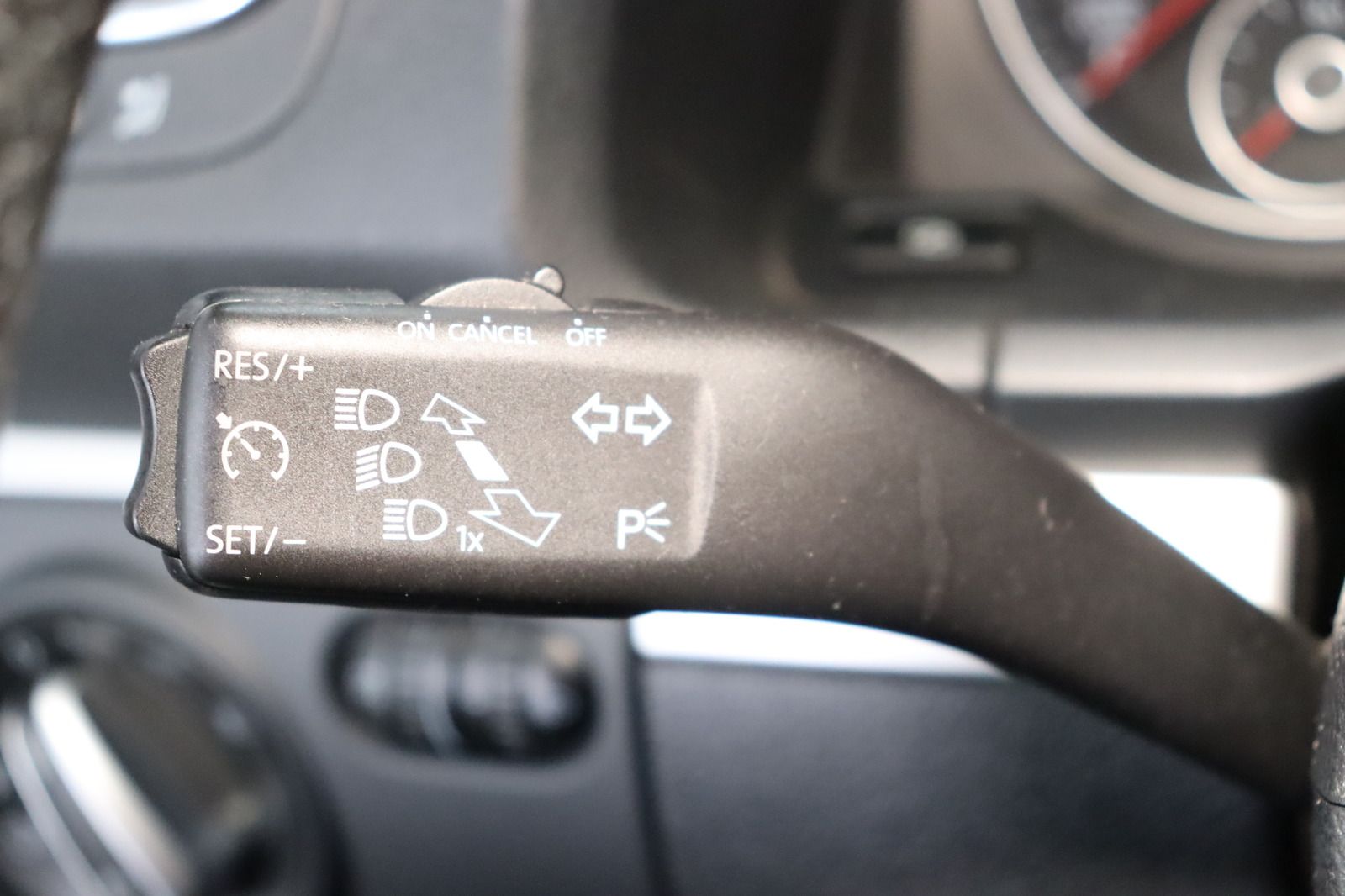 Fahrzeugabbildung Volkswagen Eos 1.4 TSI * Navi * Leder * Sitzhzg.
