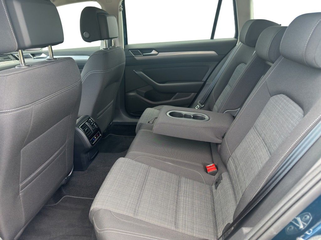 Volkswagen Passat Variant - Bild 17
