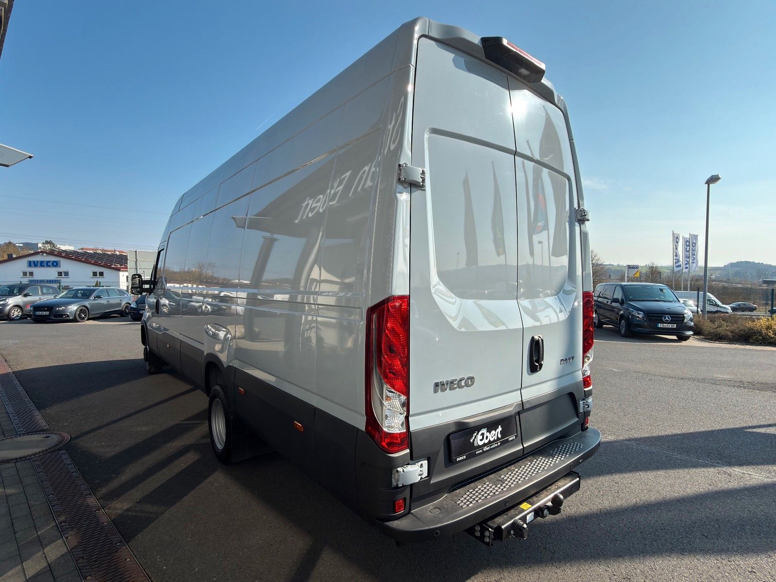 Fahrzeugabbildung Iveco Daily 50C18 3.0L *L4*H3*Automatik*LED*AHK*