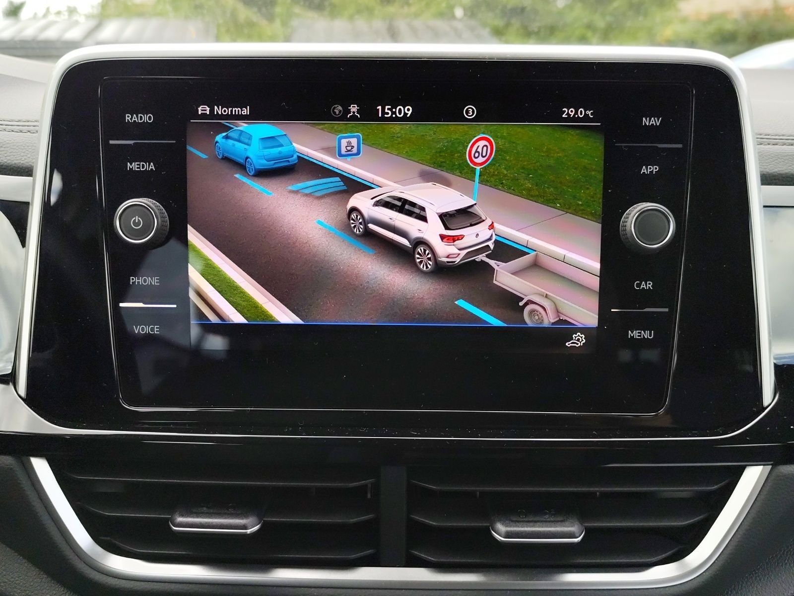 Volkswagen T-Roc - Bild 8