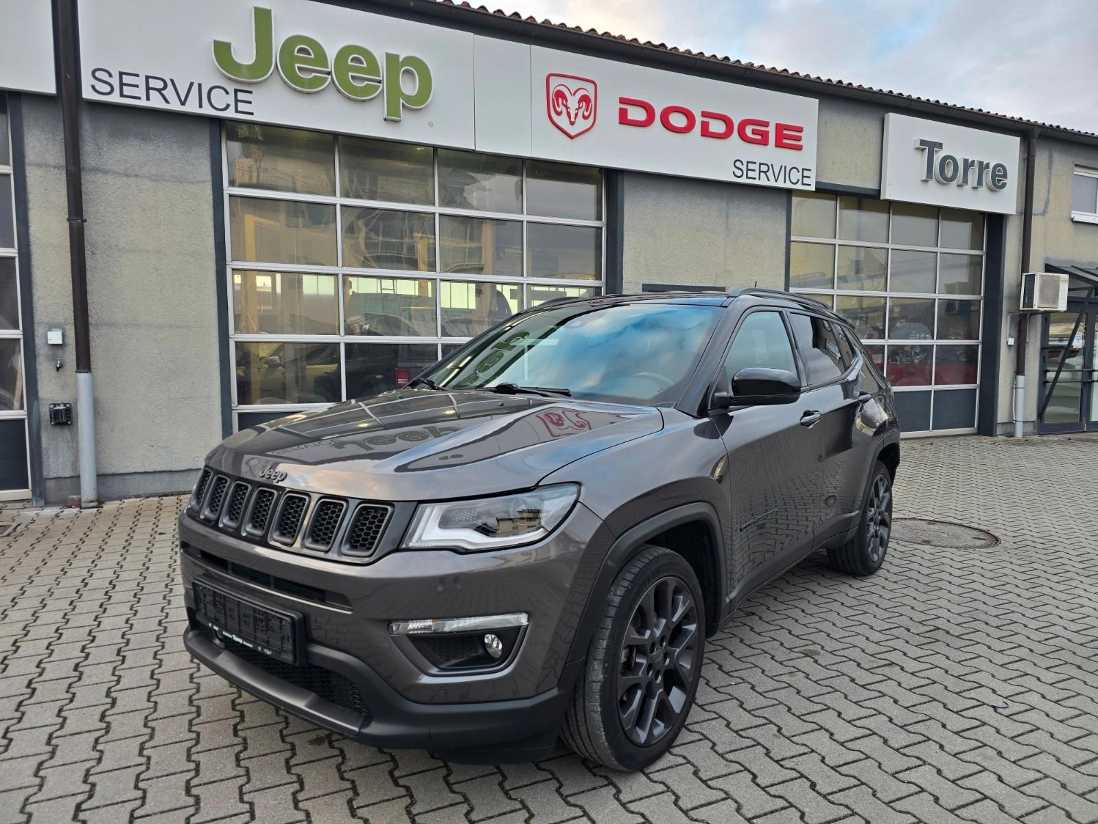 Jeep Compass S 1.3l T-GDI Auto. Leder Nav ACC Totwi.