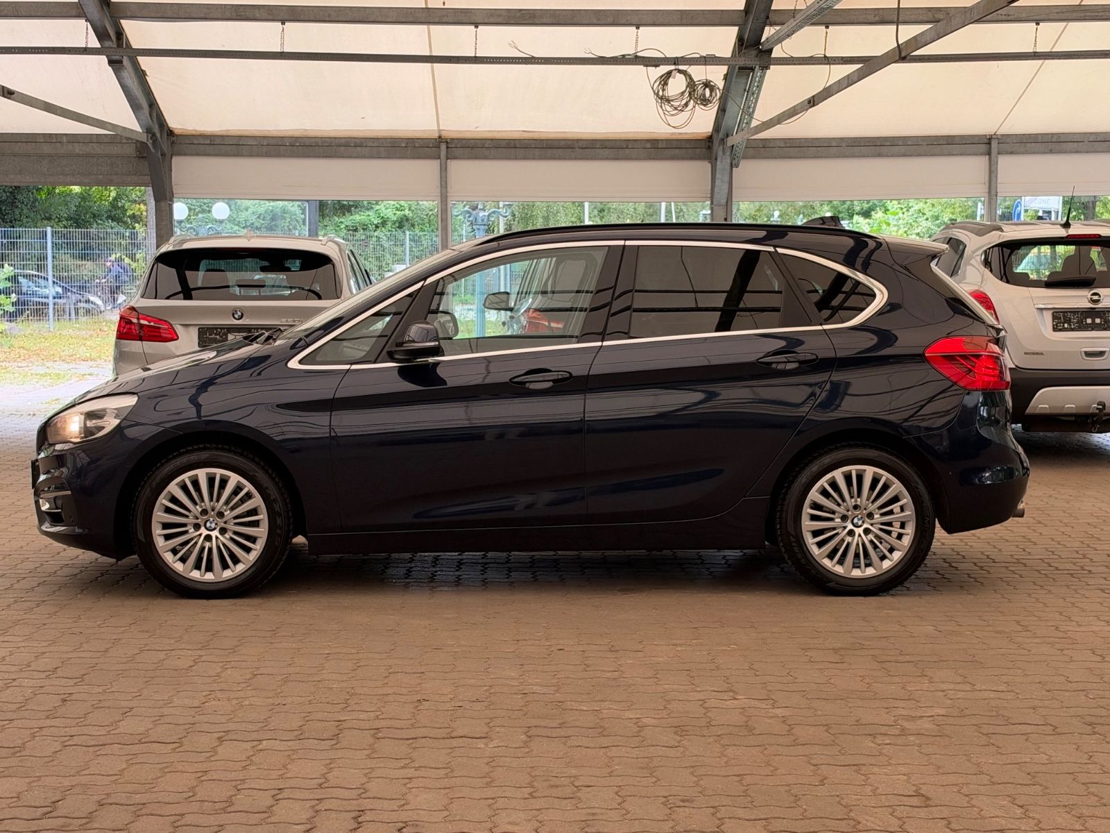 BMW 218 Active Tourer – Ansicht 4