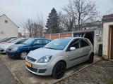 Ford Fiesta Connection * Shzg * Klimaaut * 1.Hd * - Ford Fiesta Connection mit Benzin-Antrieb
