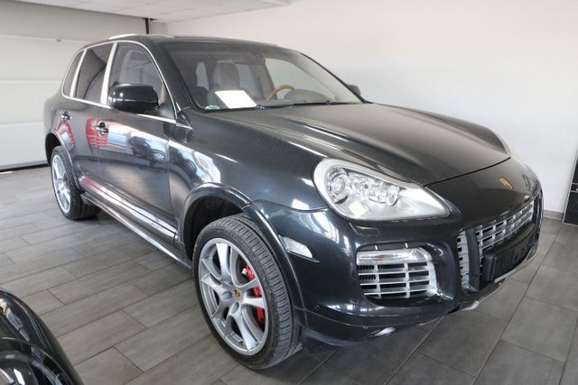 Porsche Cayenne Turbo S 4x4