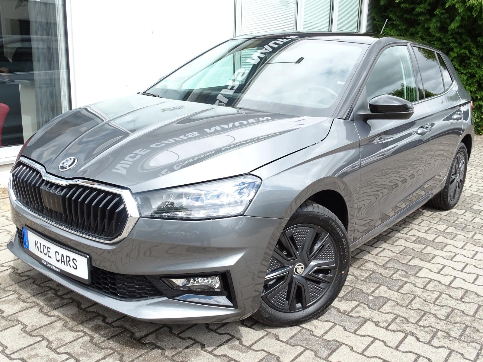 Skoda Fabia Style NAVI LED LINE FRONT ASSIST DIGITAL T