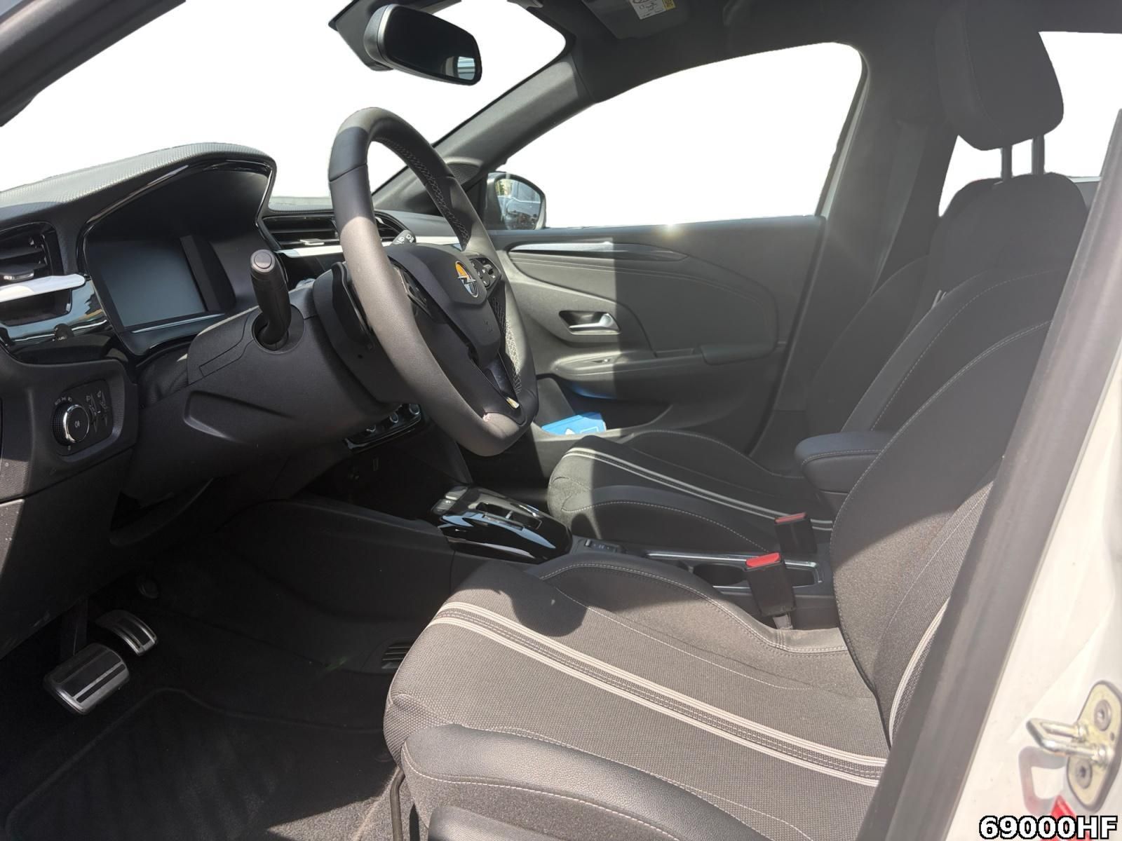 Fahrzeugabbildung Opel Corsa F GS +MILDHYBRID+CARPLAY+LED+