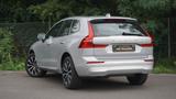 Volvo XC60 B4 Essential PilotAss/AHK/CAM/TWA/4xS-hzung - Volvo XC60 aus 2023