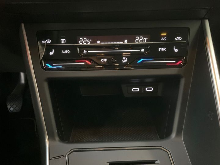 Fahrzeugabbildung Volkswagen Polo Life TSI *AHK*LED*PDC*Sitzhzg.*App-Con.*ACC