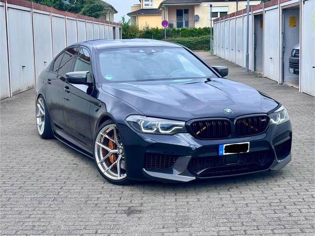 BMW M5 Competition F90 *Akrapovic* *B&amp;W* *Carbon*