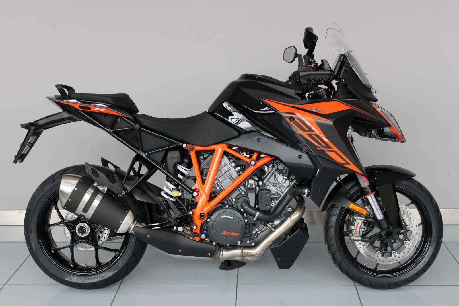 KTM 1290 Super Duke GT 2020 black