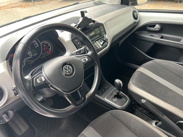 Fahrzeugabbildung Volkswagen up! high up! R-Line+Kamera+17ZollLM+NaviZB+BT+SH