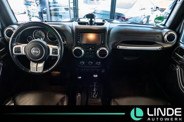 Jeep Wrangler - 10
