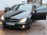 Mercedes-Benz Mercedes CLS 320 CDI v6 AmgPack - Mercedes-Benz CLS AMG aus dem Jahr 2006