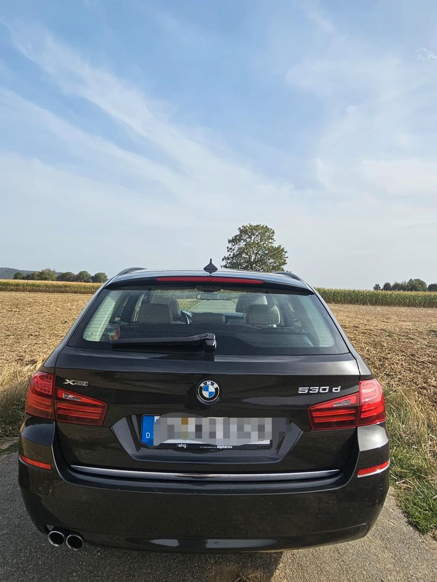 BMW 530d xDrive Touring Luxury Line,Head-Up Display