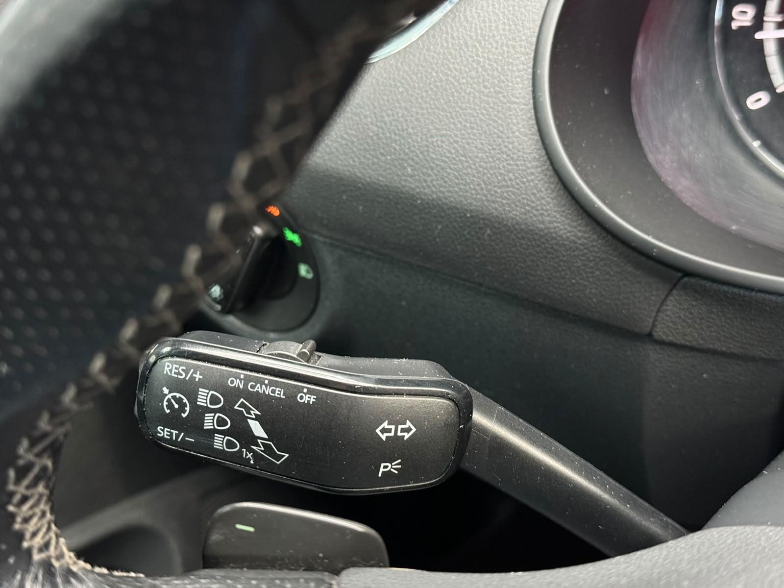 Skoda Octavia Combi RS 220 ch DSG • GPS • CarPlay • Canton • Bi-Xénon • Attelage • Hayon électrique