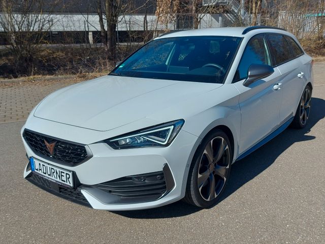 Leon Sportstourer 2.0 TSI DSG Navi/AHK/Sound/LED