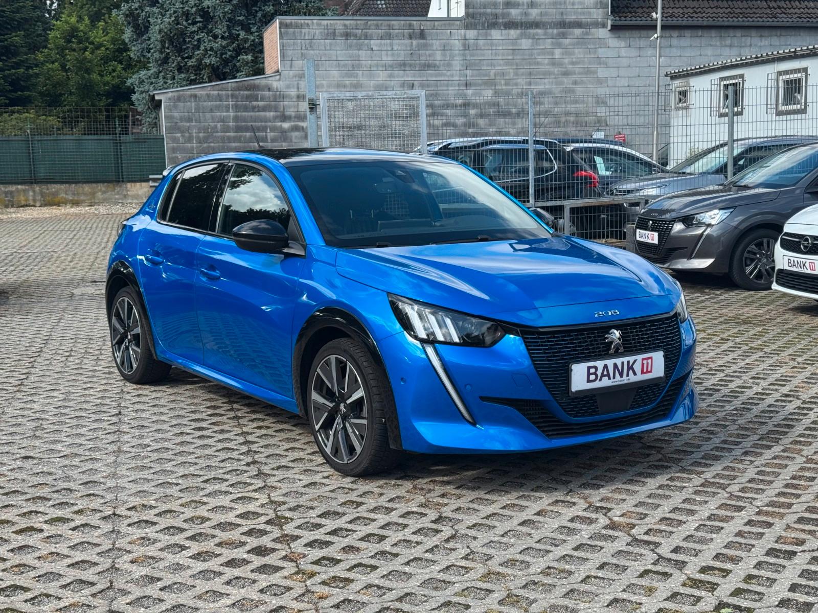 Peugeot 208 1,2i*GT*Vollleder*Sitzheizung*Panorama*Massa