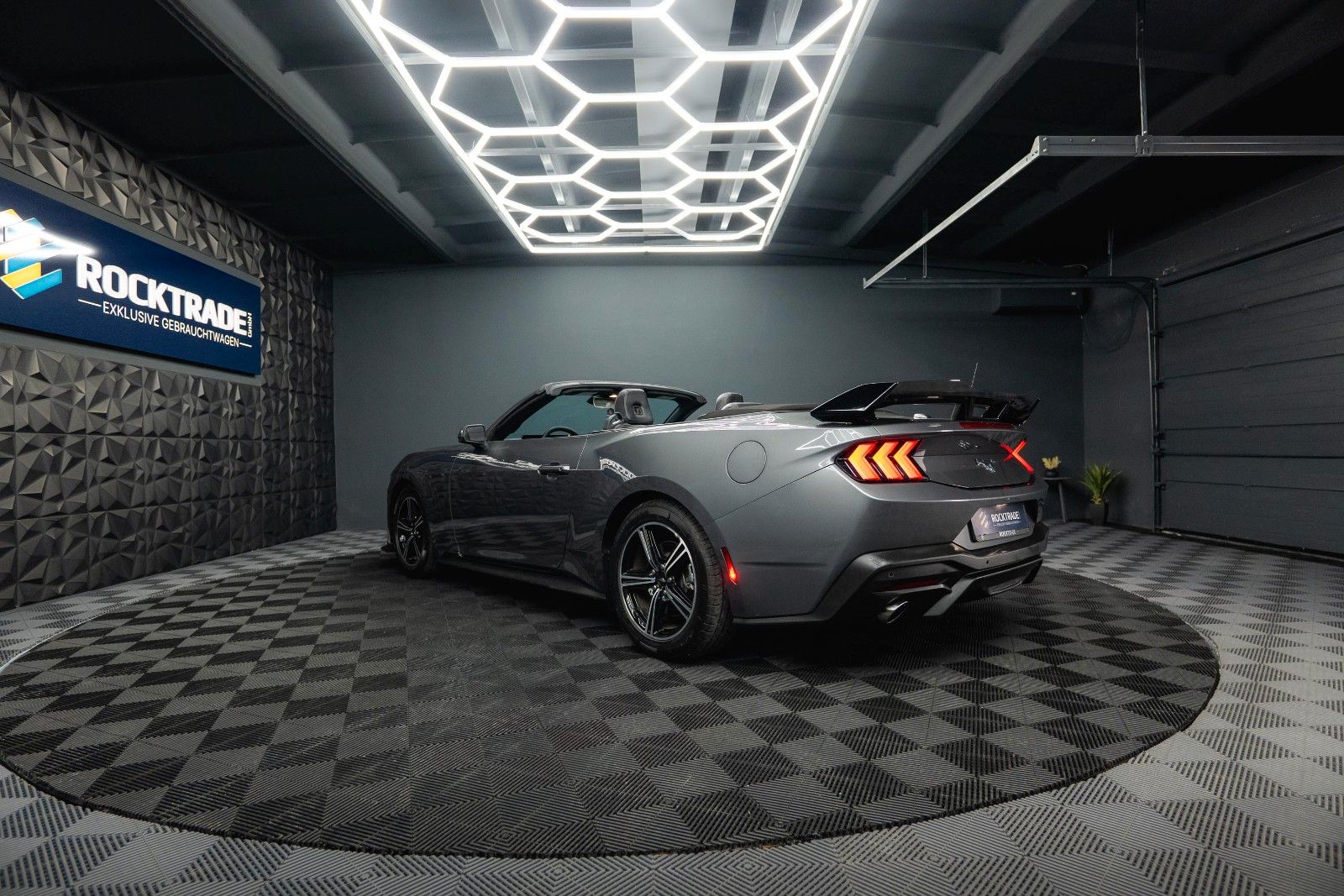 Fahrzeugabbildung Ford Mustang GT Cabrio DARK HORSE PREMIUM MY2024 LED