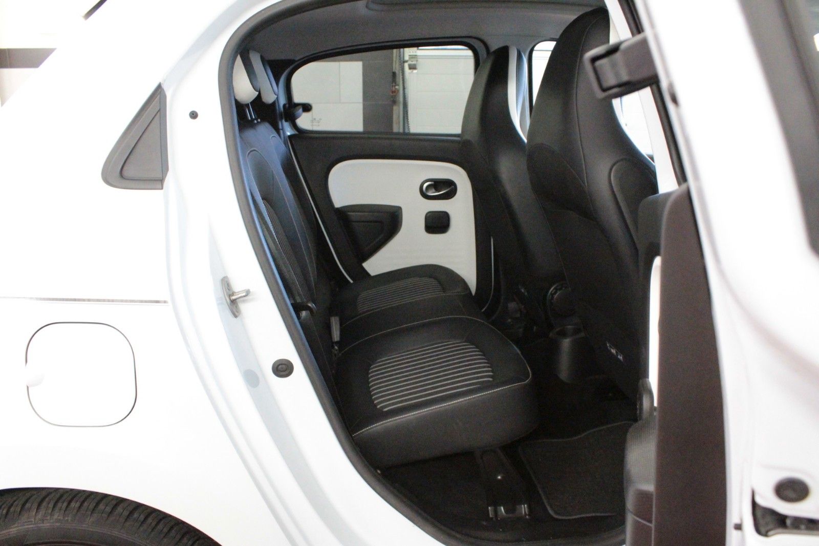 Fahrzeugabbildung Renault Twingo SCe65 Intens*Easy Link*Faltdach*