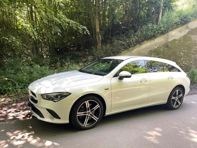 MERCEDES-BENZ CLA 250 Shooting Brake CLA 250 e DCT Shootin...