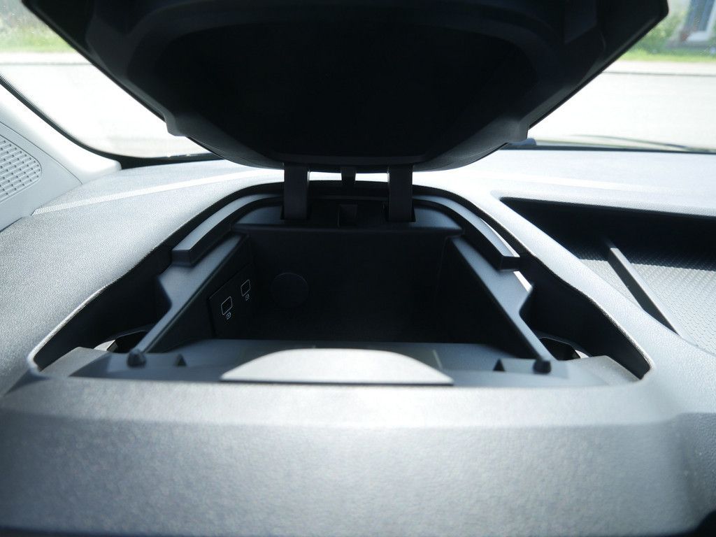 Fahrzeugabbildung Renault Kangoo PKW TECHNO TCe 130 EDC
