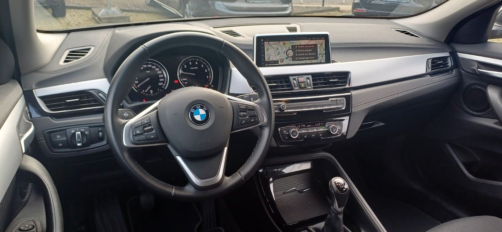 BMW X2 sDrive18i Advantage-Klimaa-Navi-Sitzhg-PDCv+h foto 8