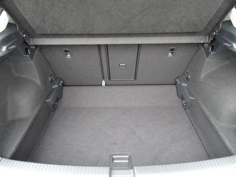 Volkswagen T-Roc 1.5 TSI Active Navi / Assistenzpaket, миниатюра 15