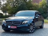 Mercedes-Benz E 220 E -Klasse T-Modell E 220 d - Mercedes-Benz mit Diesel-Antrieb: Multifunktionslenkrad, Kombi, mit Klimaautomatik