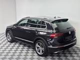 Volkswagen Tiguan Highline|R-line|2.Hand|4Motion|Kamera|AHK - VW Tiguan Gebrauchtwagen in Wuppertal