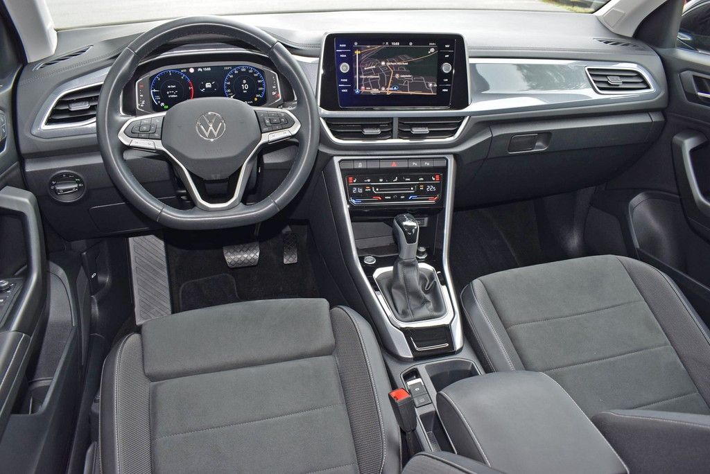 Volkswagen T-Roc TDI 2.0 DSG Style LED AHK RüKam Navi ACC foto 2