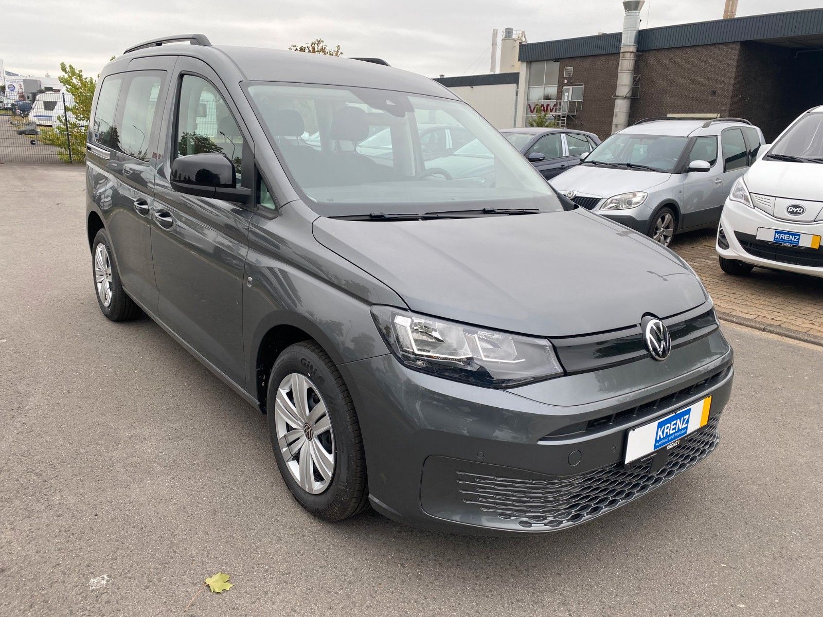 Fahrzeugabbildung Volkswagen Caddy 2.0 TDI DSG Kombi+App+KAMERA+PDC+TEMPOMAT+