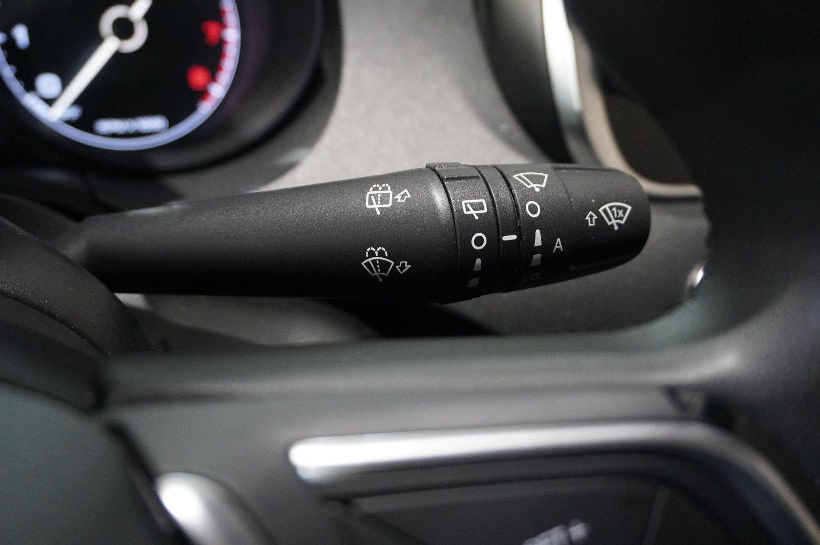 Fahrzeugabbildung Fiat 500X 1.3T CROSS DCT NAVI/LED/PDC/SPORT/TEMP/DAB+