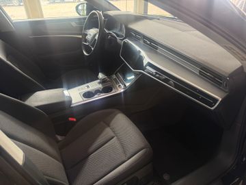 Audi A6 - 8