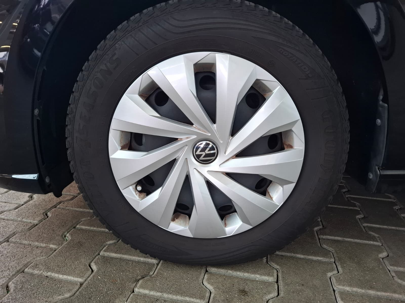 Fahrzeugabbildung Volkswagen Polo Life 1,0 TSI +IQ.Drive + Navi + Licht+Sicht