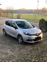Renault Scenic - Renault Scenic: Kleinwagen